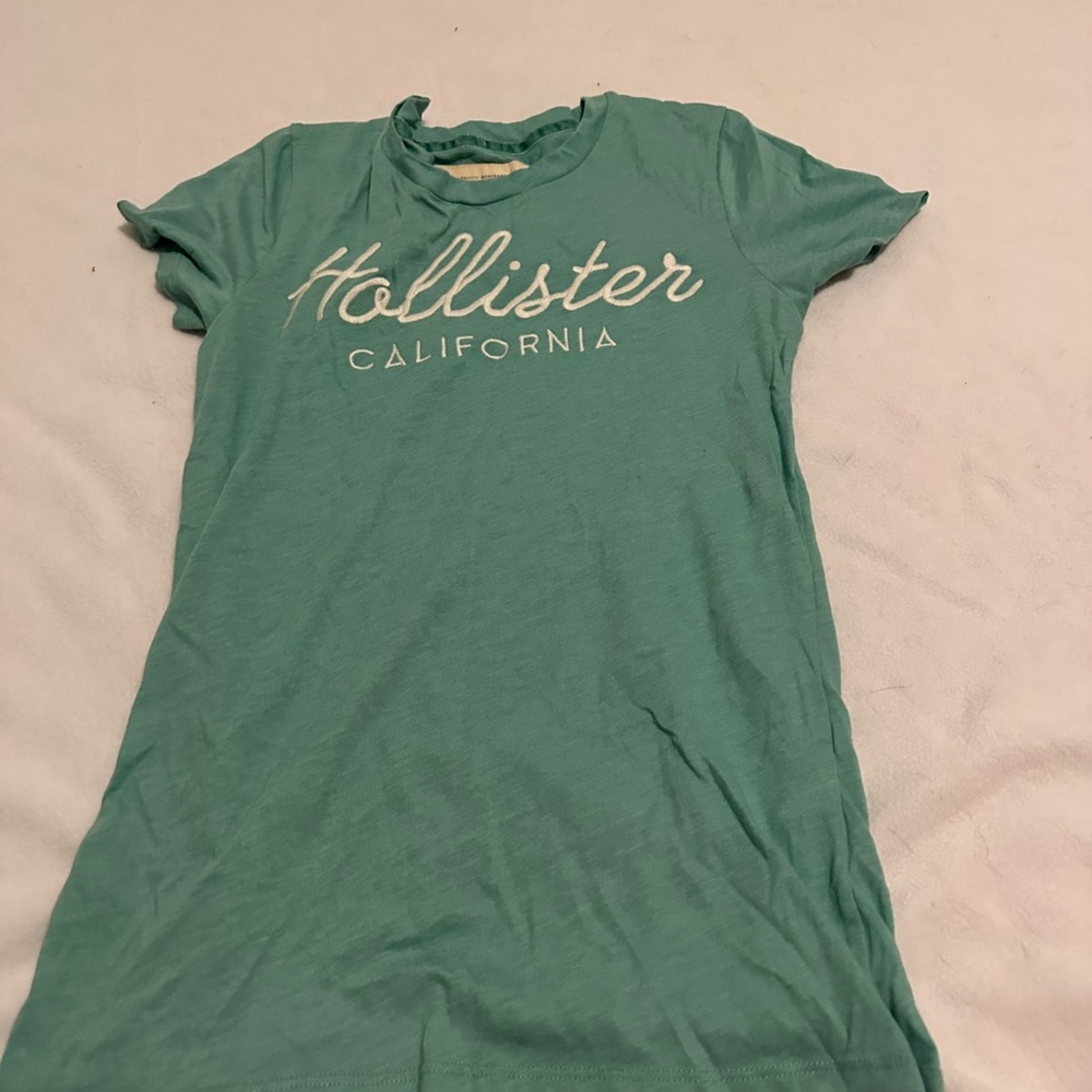 Hollister shirt